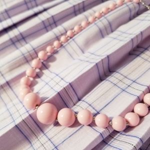 Pink graduated gumball necklace